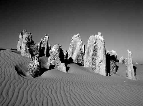 800px_pinnacles_western_australia.jpg - 15,05 kB